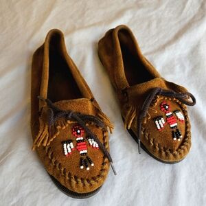 Vintage Preowned Minnetonka Moccasin women's sz 8 brown hardsole thunderbird